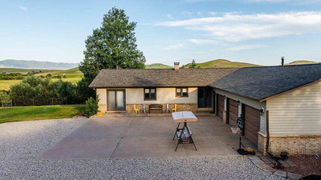 214 Meade Creek Road, Sheridan, WY 82801 photo 25