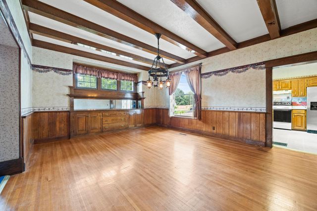230 W Columbus Street, Mount Sterling, OH 43143