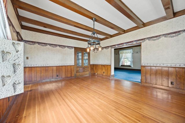 230 W Columbus Street, Mount Sterling, OH 43143