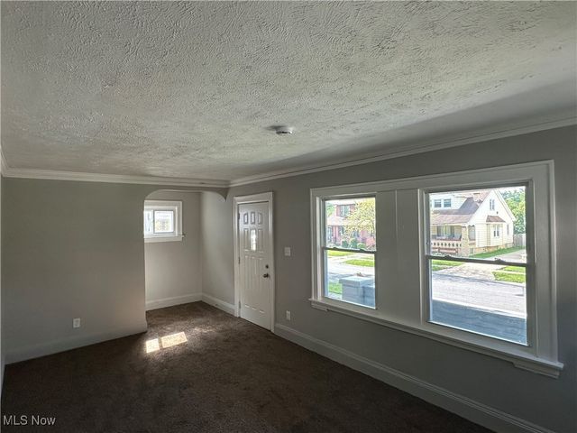 11105 Revere Avenue, Cleveland, OH 44105