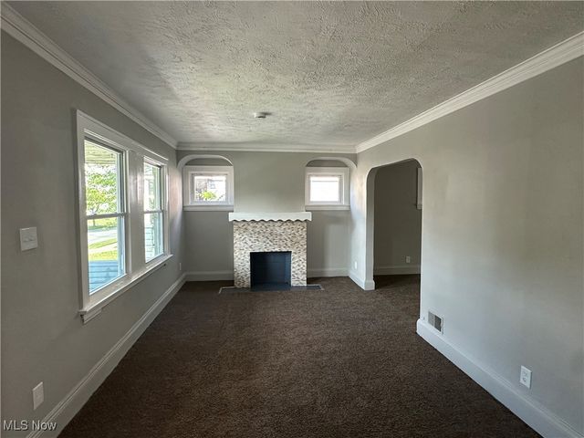 11105 Revere Avenue, Cleveland, OH 44105