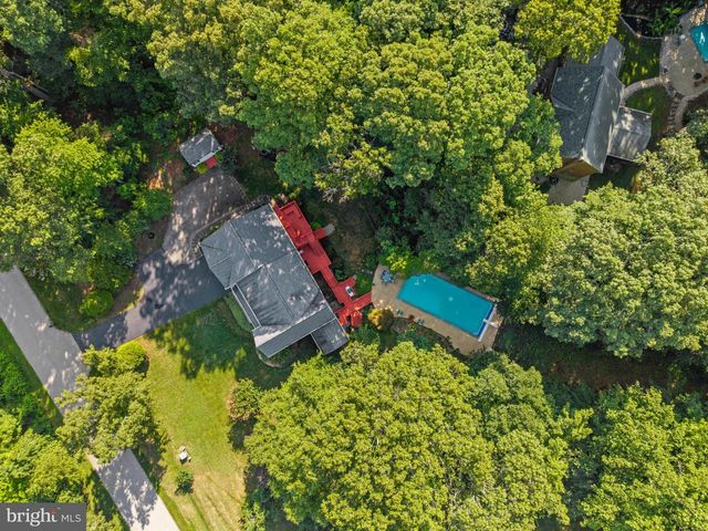 1613 MISSION ST, Owings, MD 20736