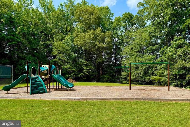1613 MISSION ST, Owings, MD 20736