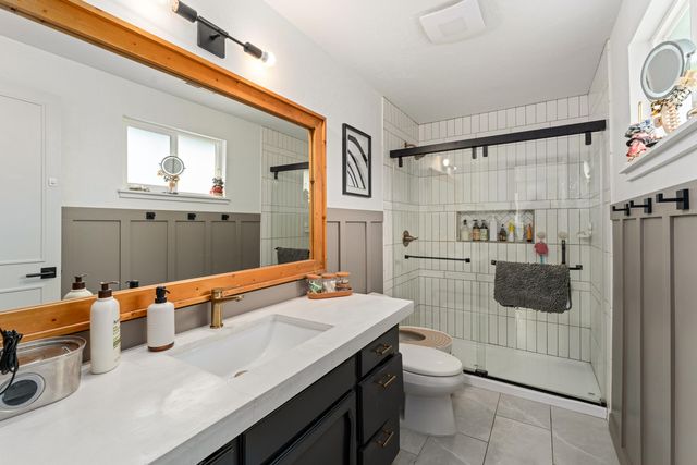 1949 Haviland Drive, Grants Pass, OR 97527