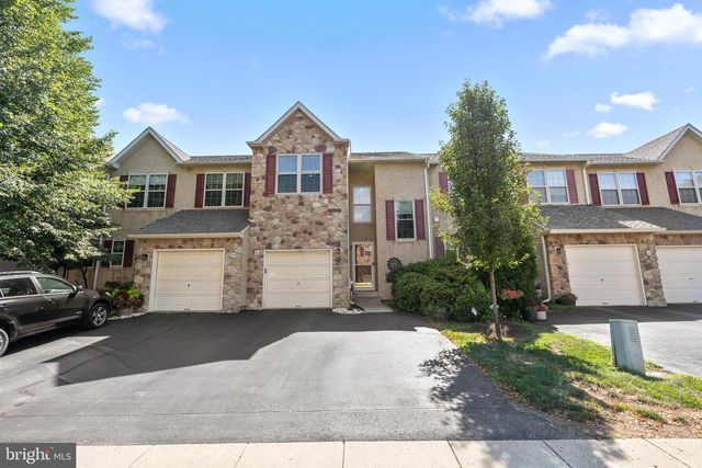 81 CHADWICK CIR, Eagleville, PA 19403