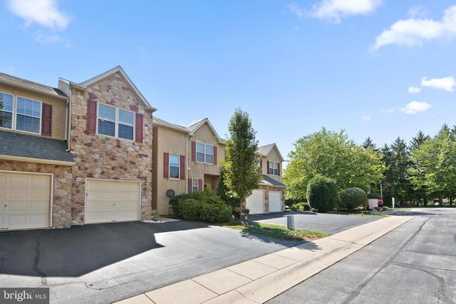 81 CHADWICK CIR, Eagleville, PA 19403