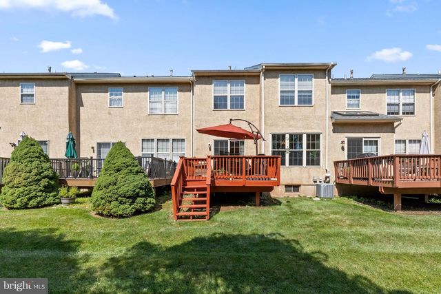 81 CHADWICK CIR, Eagleville, PA 19403