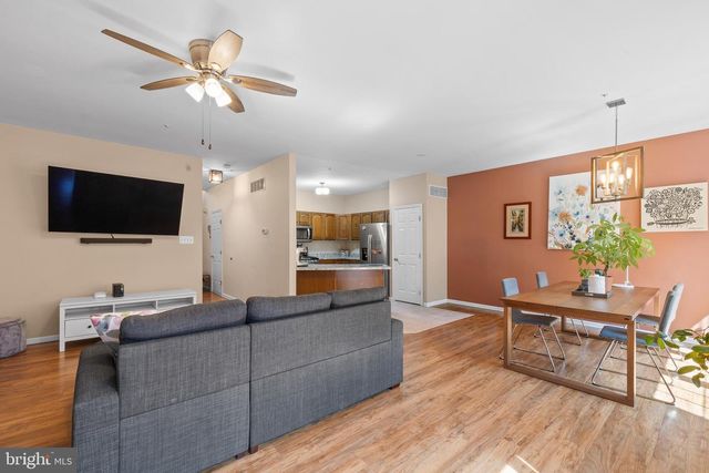 81 CHADWICK CIR, Eagleville, PA 19403