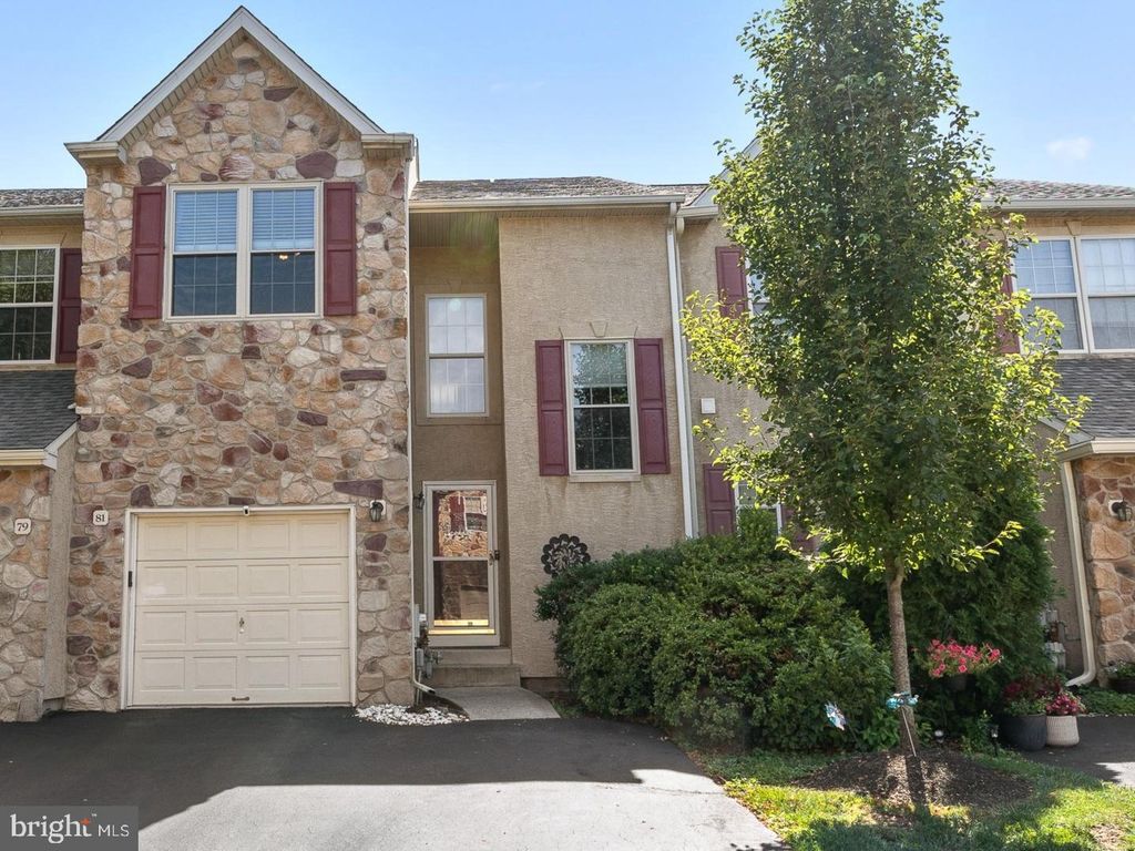 81 CHADWICK CIR, Eagleville, PA 19403
