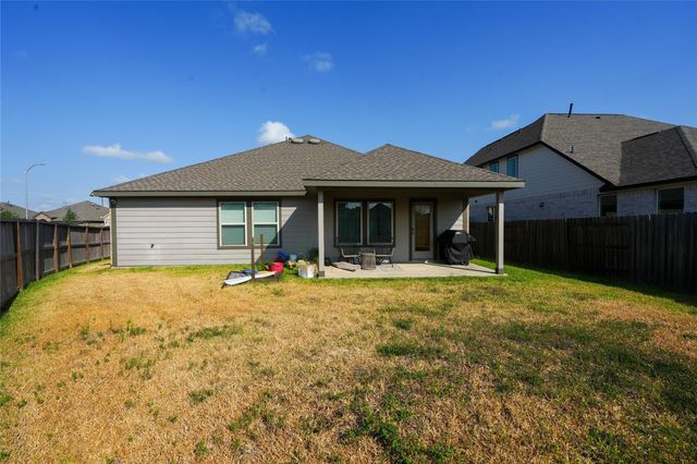 8446 Manta Ray Drive, Cypress, TX 77433