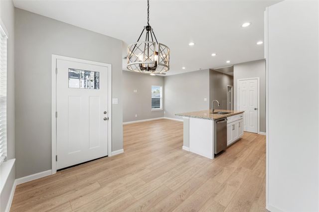 5125 Jezebel A, Houston, TX 77033