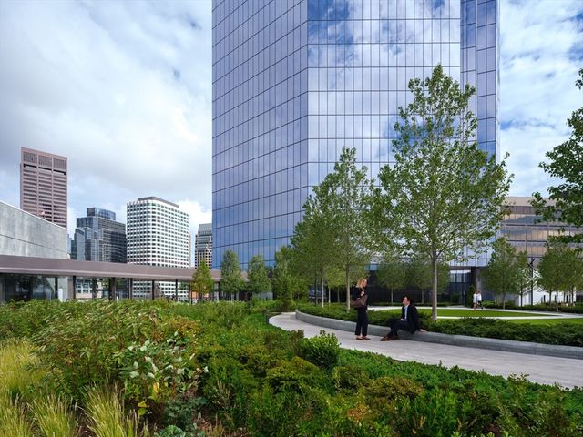 682 Atlantic Ave 39C, Boston, MA 02111