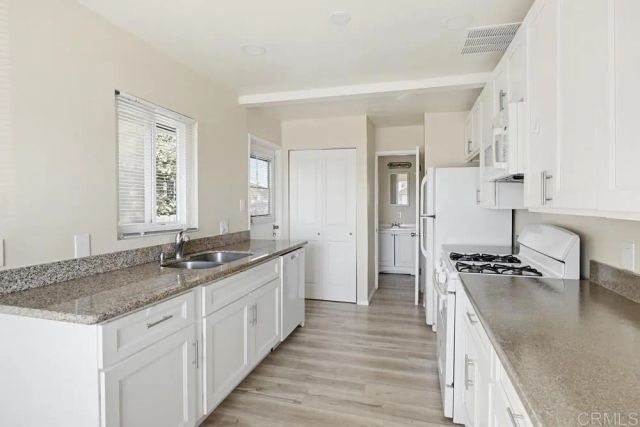 4220 Poplar Street, San Diego, CA 92105