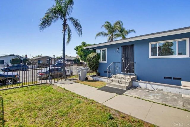 4220 Poplar Street, San Diego, CA 92105