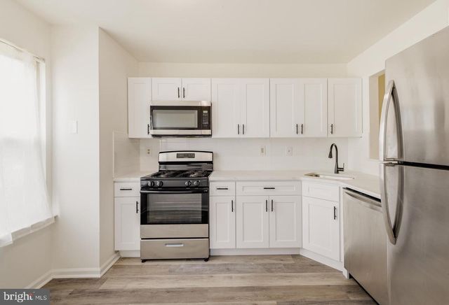405 ATLANTA CT, Sewell, NJ 08080