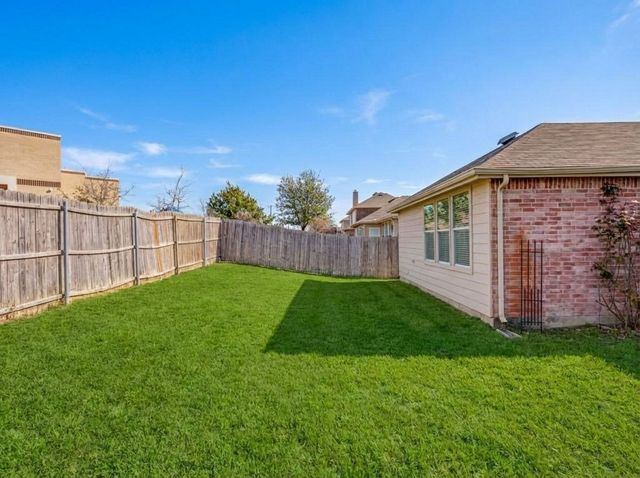 3300 Hoover Drive, Mckinney, TX 75071