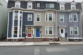527 E 6th 1, Boston, MA 02127