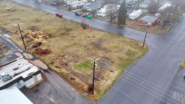 1308 S Ziegler St, Airway Heights, WA 99001