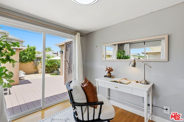 12495 Culver Boulevard, Los Angeles, CA 90066