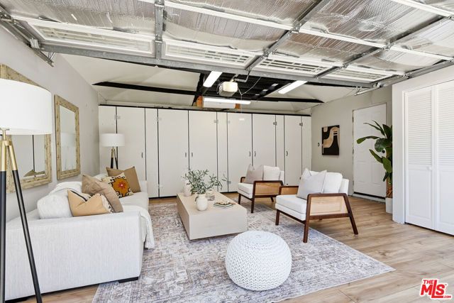 12495 Culver Boulevard, Los Angeles, CA 90066
