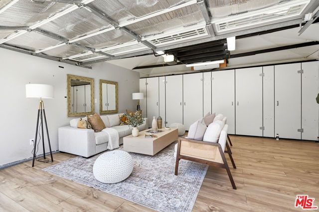 12495 Culver Boulevard, Los Angeles, CA 90066