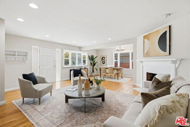 12495 Culver Boulevard, Los Angeles, CA 90066