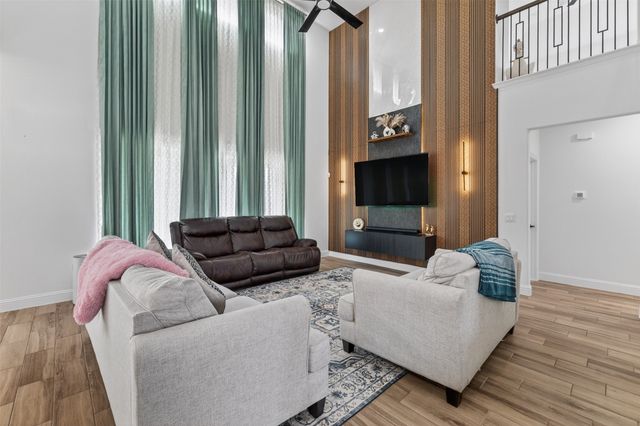 7132 Red Rose Trail, Little Elm, TX 76227