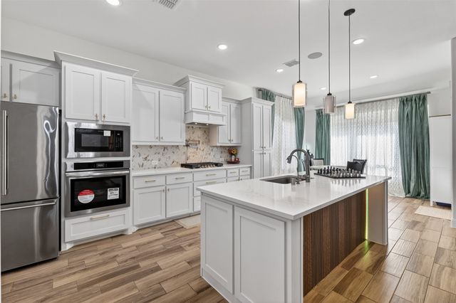 7132 Red Rose Trail, Little Elm, TX 76227