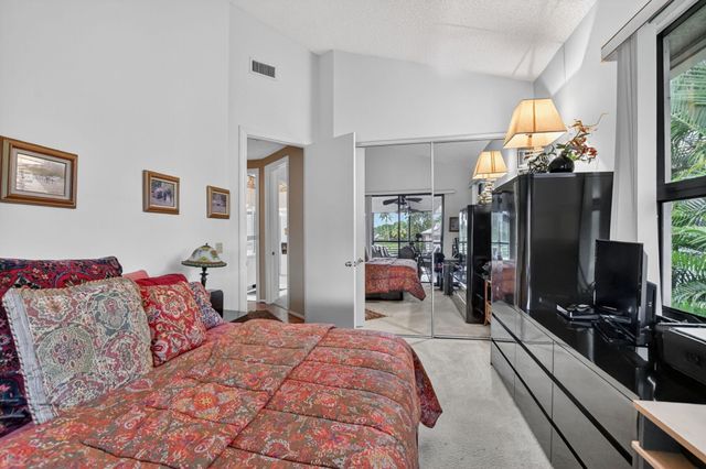 19884 Planters Boulevard B-102, Boca Raton, FL 33434