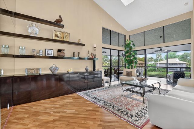 19884 Planters Boulevard B-102, Boca Raton, FL 33434