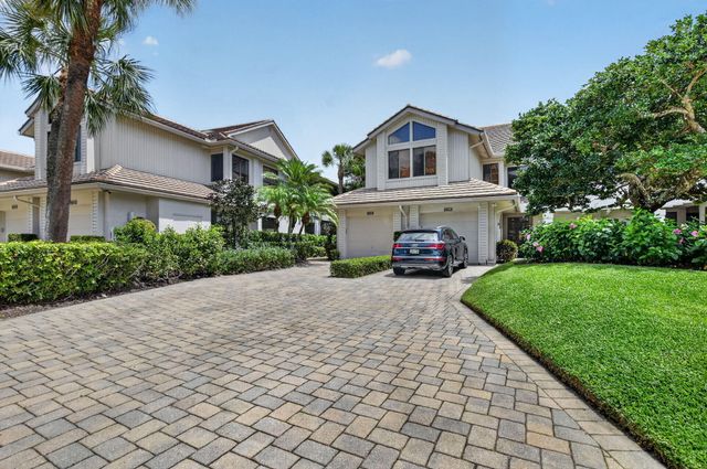 19884 Planters Boulevard B-102, Boca Raton, FL 33434