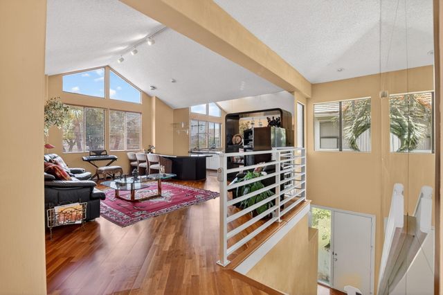 19884 Planters Boulevard B-102, Boca Raton, FL 33434