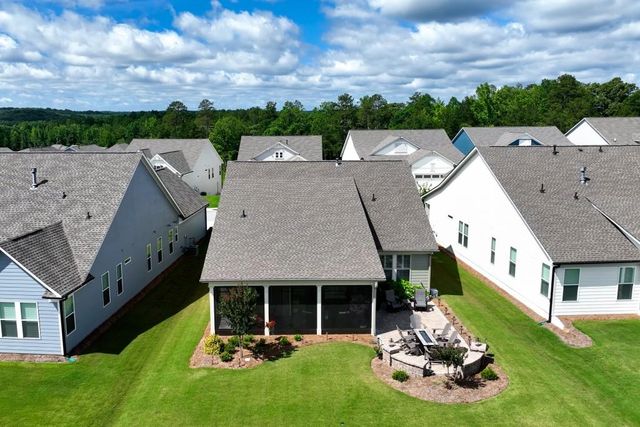 229 Sharp Trail, Hoschton, GA 30548