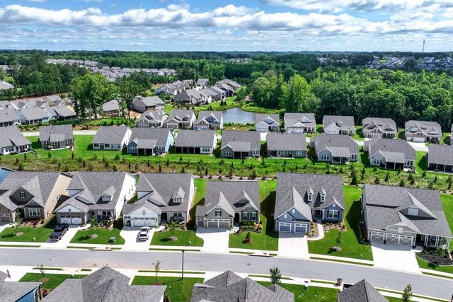 229 Sharp Trail, Hoschton, GA 30548