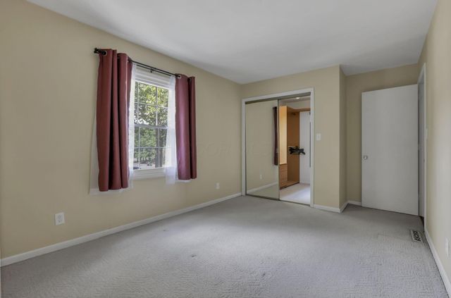 2782 Chateau Circle S, 45, Columbus, OH 43221