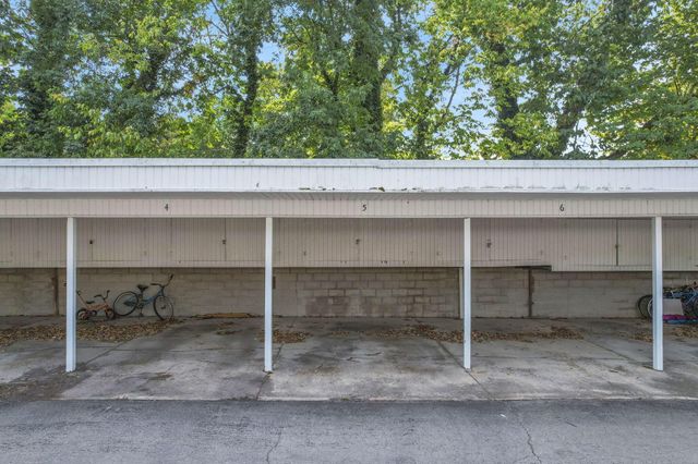 2782 Chateau Circle S, 45, Columbus, OH 43221