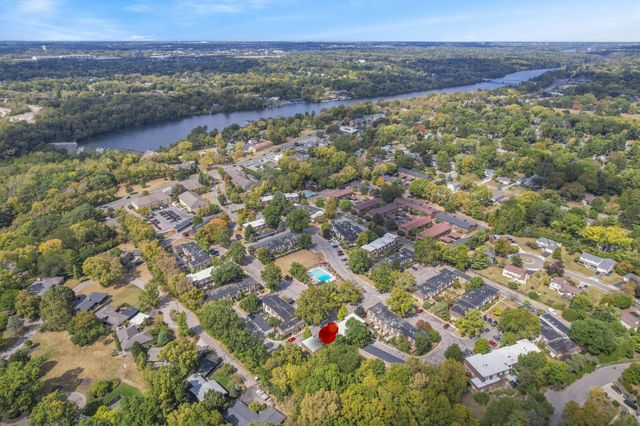 2782 Chateau Circle S, 45, Columbus, OH 43221