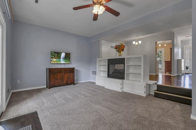 2782 Chateau Circle S, 45, Columbus, OH 43221