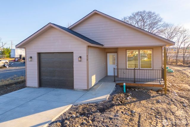 419 5th Avenue, Soap Lake, WA 98851