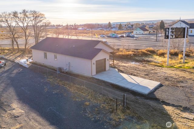419 5th Avenue, Soap Lake, WA 98851