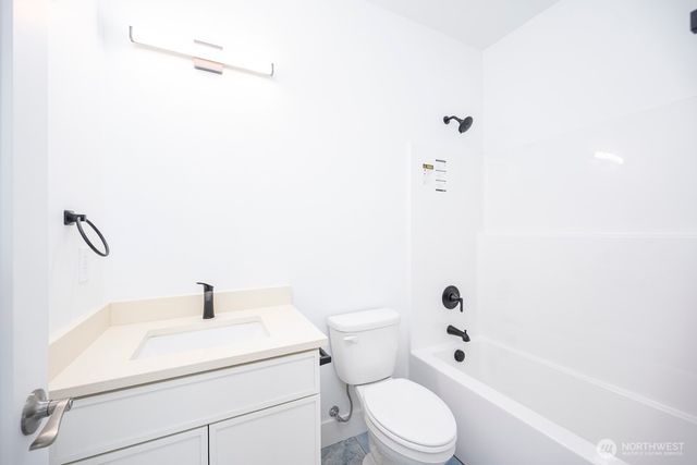 419 5th Avenue, Soap Lake, WA 98851