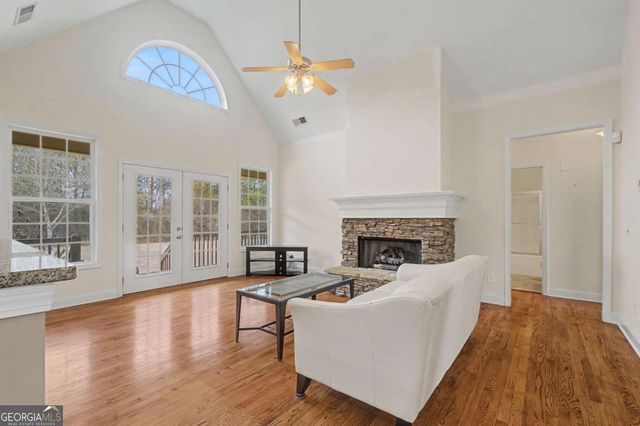 35 Applewood Lane, Taylorsville, GA 30178