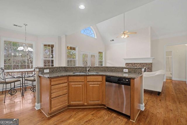 35 Applewood Lane, Taylorsville, GA 30178