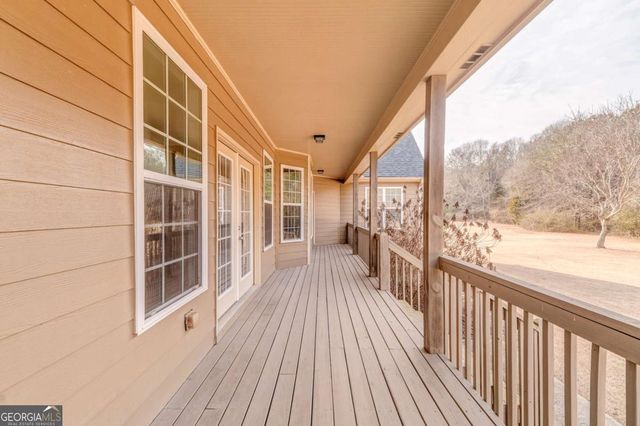 35 Applewood Lane, Taylorsville, GA 30178