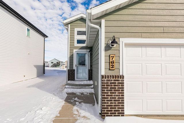 762 2nd Avenue, Horace, ND 58047