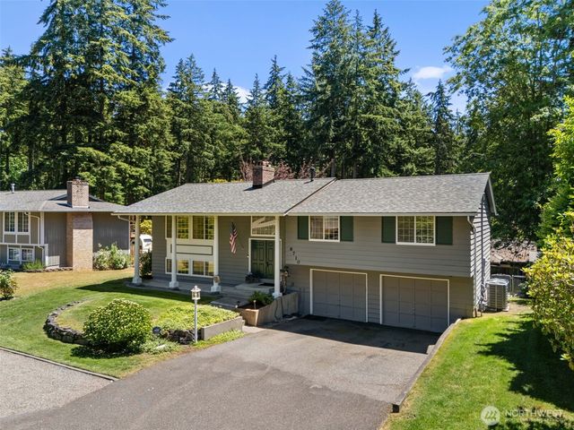 8710 61st Street W, University Place, WA 98467