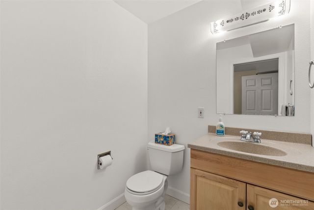 8710 61st Street W, University Place, WA 98467