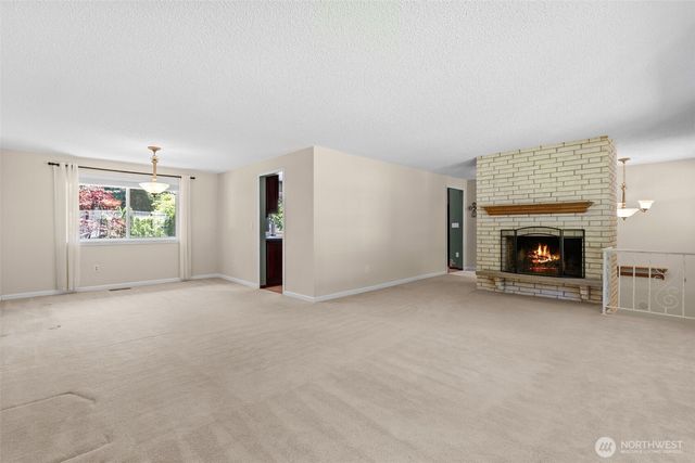 8710 61st Street W, University Place, WA 98467