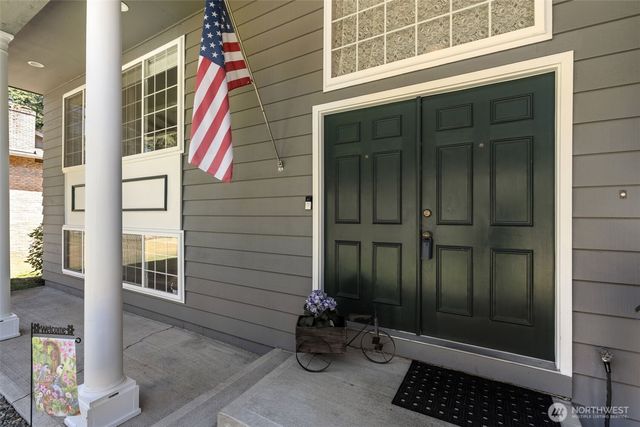 8710 61st Street W, University Place, WA 98467