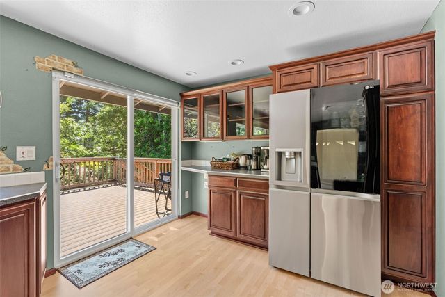 8710 61st Street W, University Place, WA 98467